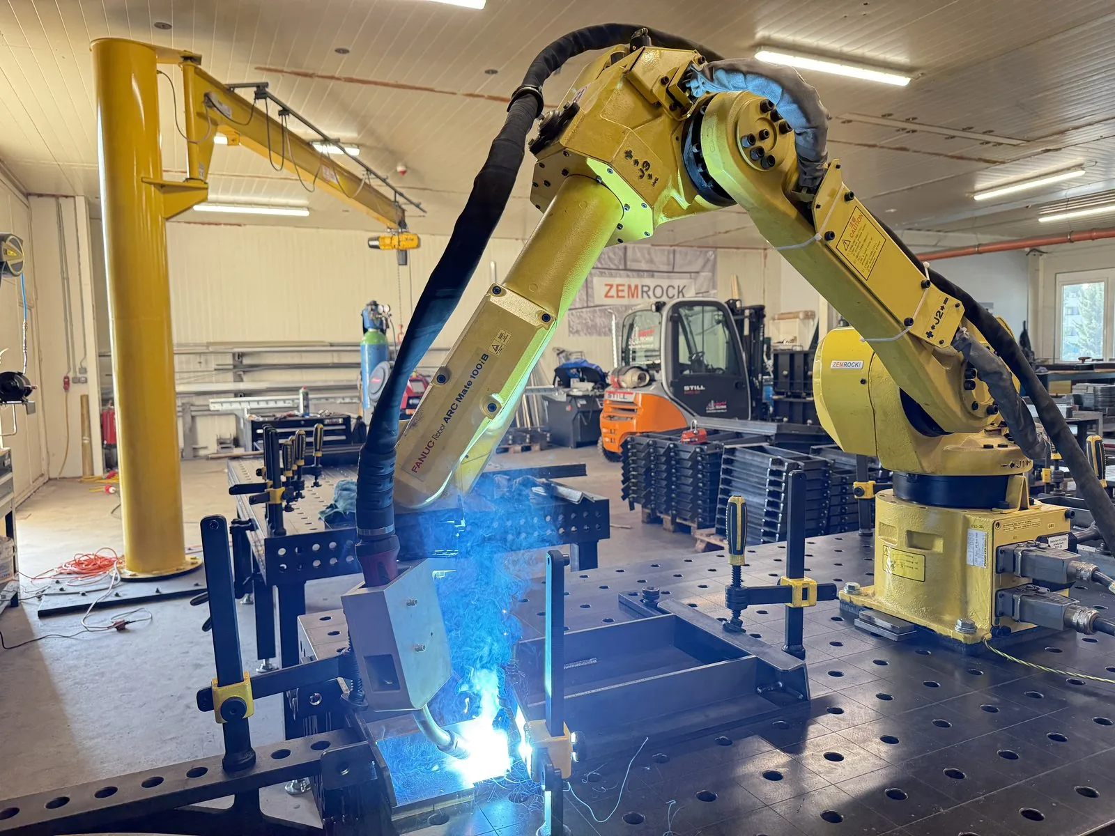 Automatisiertes Schweißen im ZEMROCK-Schalungsbau
